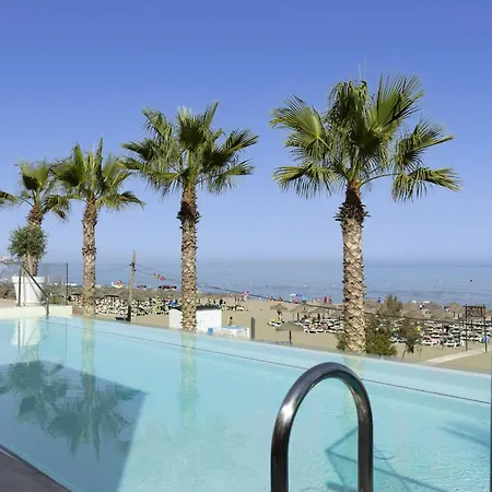 Premium Garden With Jacuzzi In Higueron *