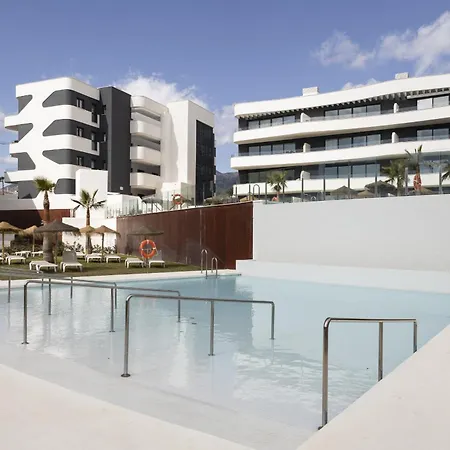 Apartment Premium Garden With Jacuzzi In Higueron
