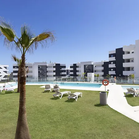 Premium Garden With Jacuzzi In Higueron Fuengirola