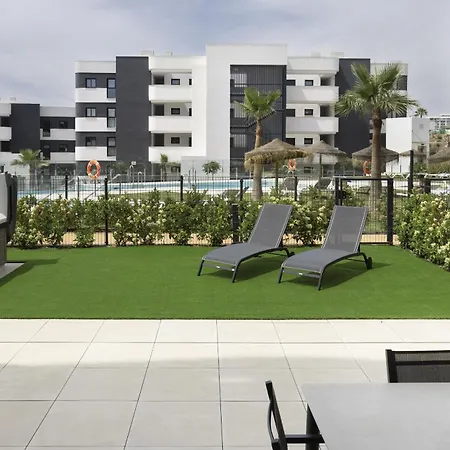 Premium Garden With Jacuzzi In Higueron Fuengirola